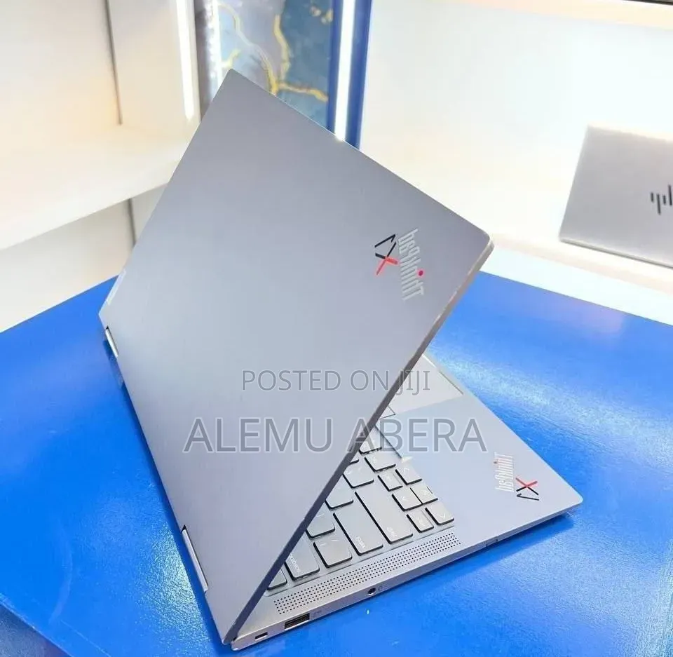New Laptop Lenovo ThinkPad X1 Yoga 16GB Intel Core i7 SSD 512GB