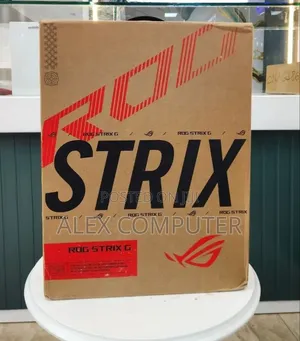New Laptop Asus ROG Strix G18 32GB Intel Core Ultra 9 SSD 1T