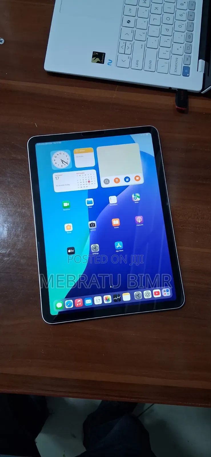 New Apple iPad (2022) 64 GB Silver