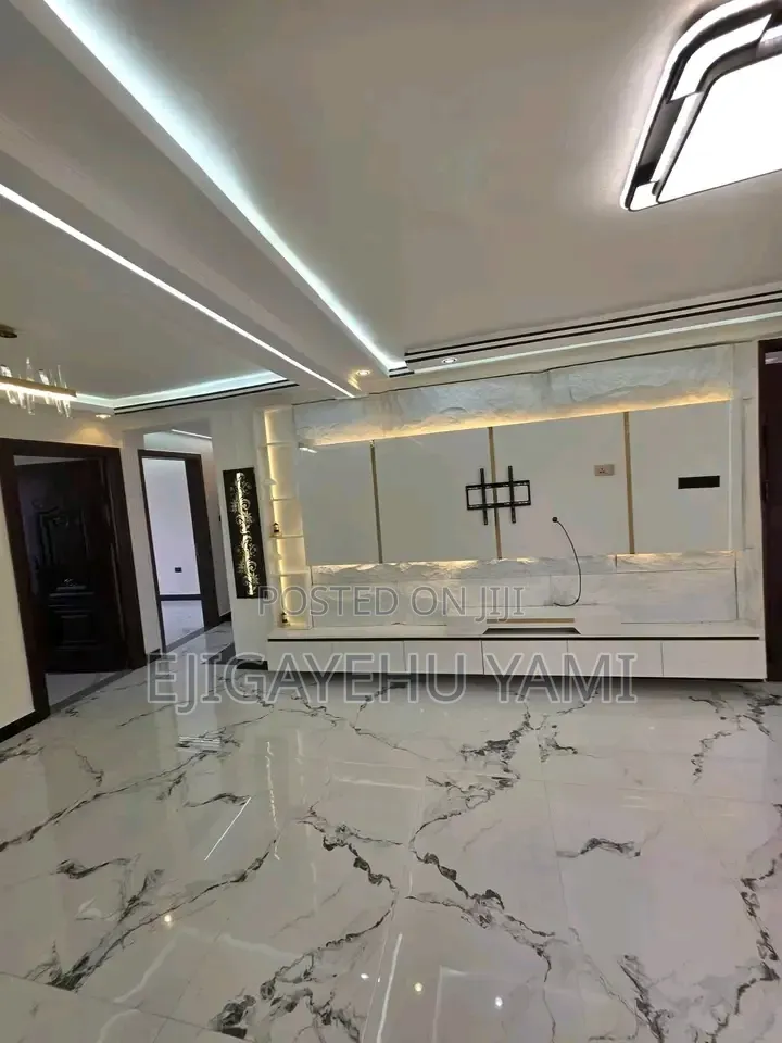 Furnished 3bdrm Condo in ኮንዶሚንየም, Bole for sale