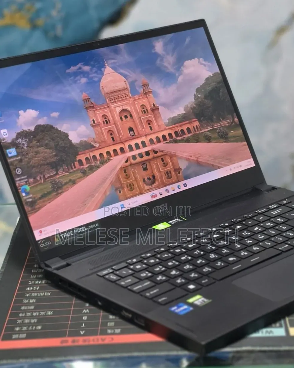 New Laptop MSI P65 Creator 32GB Intel Core i7 SSD 1T