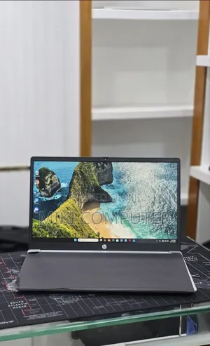 New Laptop HP Stream Notebook 16GB AMD Ryzen 5 SSD 512GB