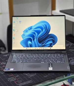 New Laptop Lenovo ThinkPad Yoga 16GB Intel Core Ultra 5 SSD 512GB