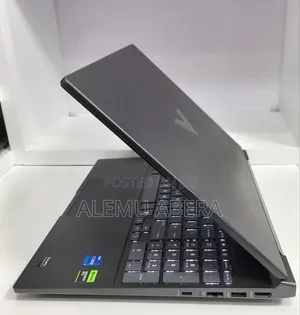 New Laptop HP Victus 16 16GB Intel Core i7 SSD 512GB