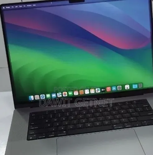 New Laptop Apple MacBook Pro 2021 M1 Max 32GB Apple M1 SSD 1T