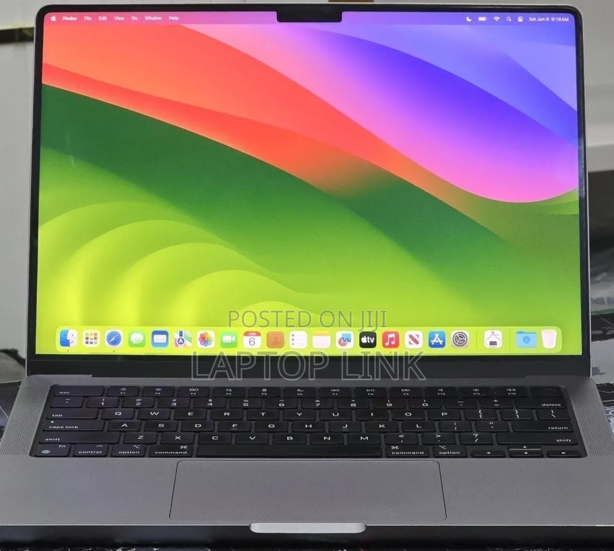 New Laptop Apple MacBook Air 2024 M3 8GB Apple M3 Pro SSD 512GB