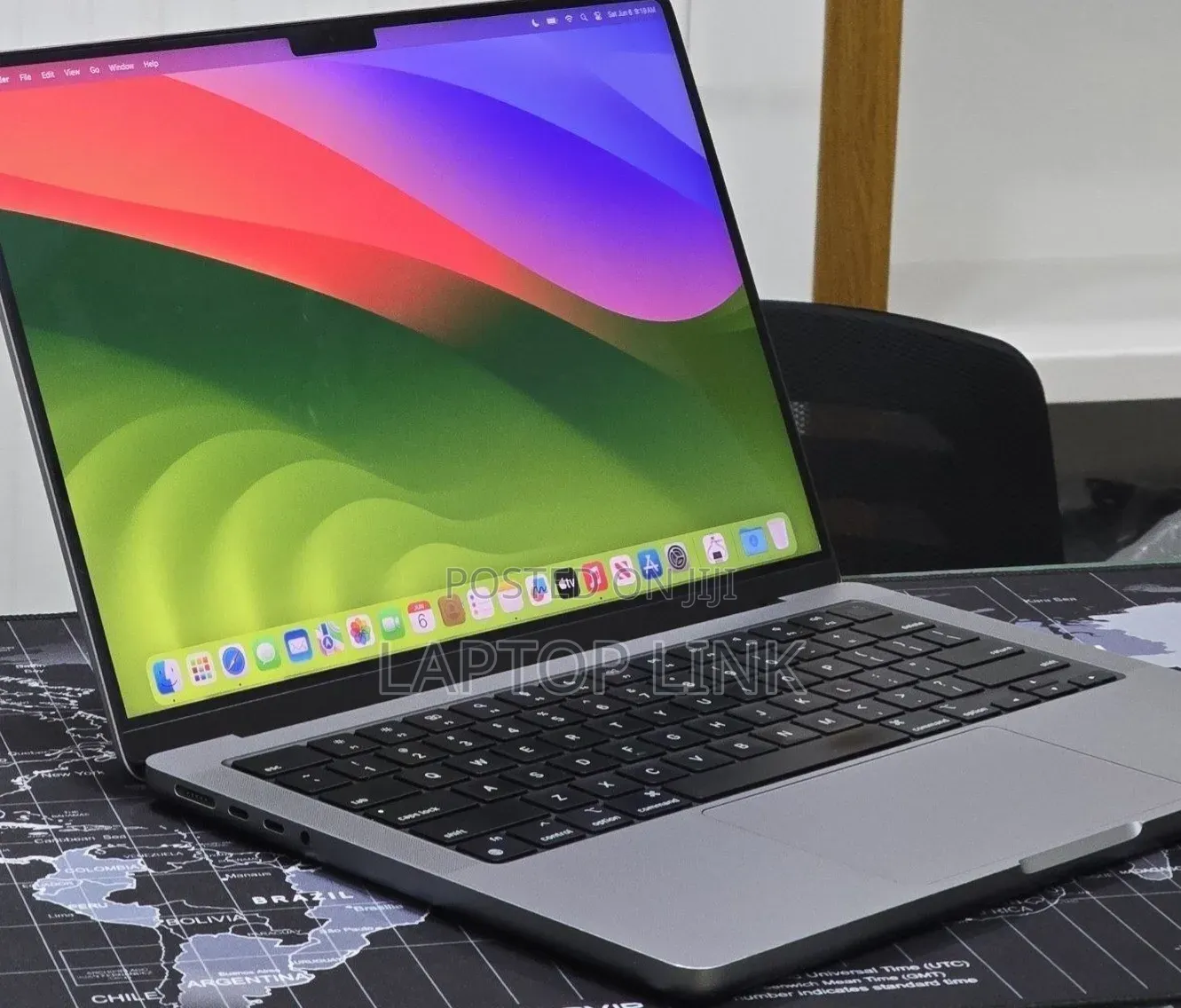 New Laptop Apple MacBook Air 2024 M3 8GB Apple M3 Pro SSD 512GB