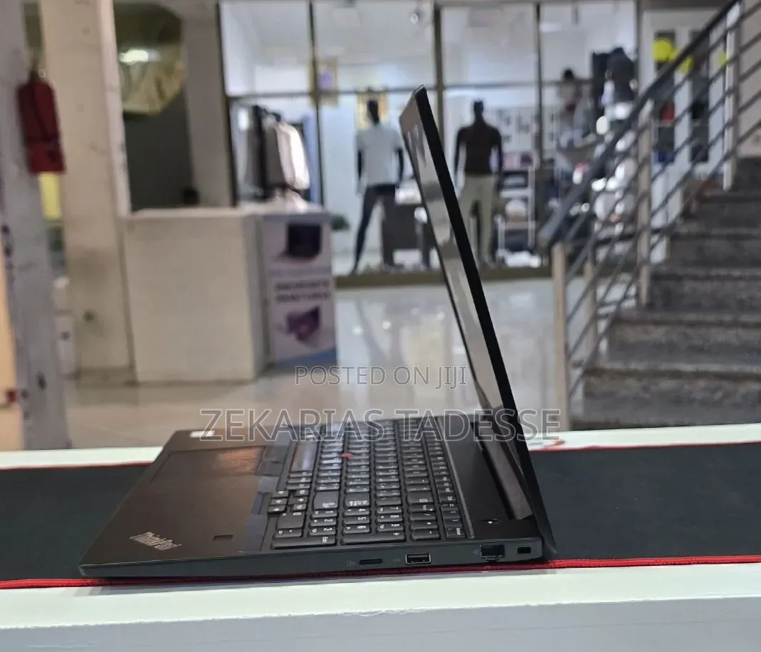 New Laptop Lenovo 16GB Intel Core i5 SSD 512GB