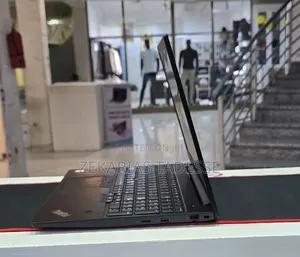 New Laptop Lenovo 16GB Intel Core i5 SSD 512GB