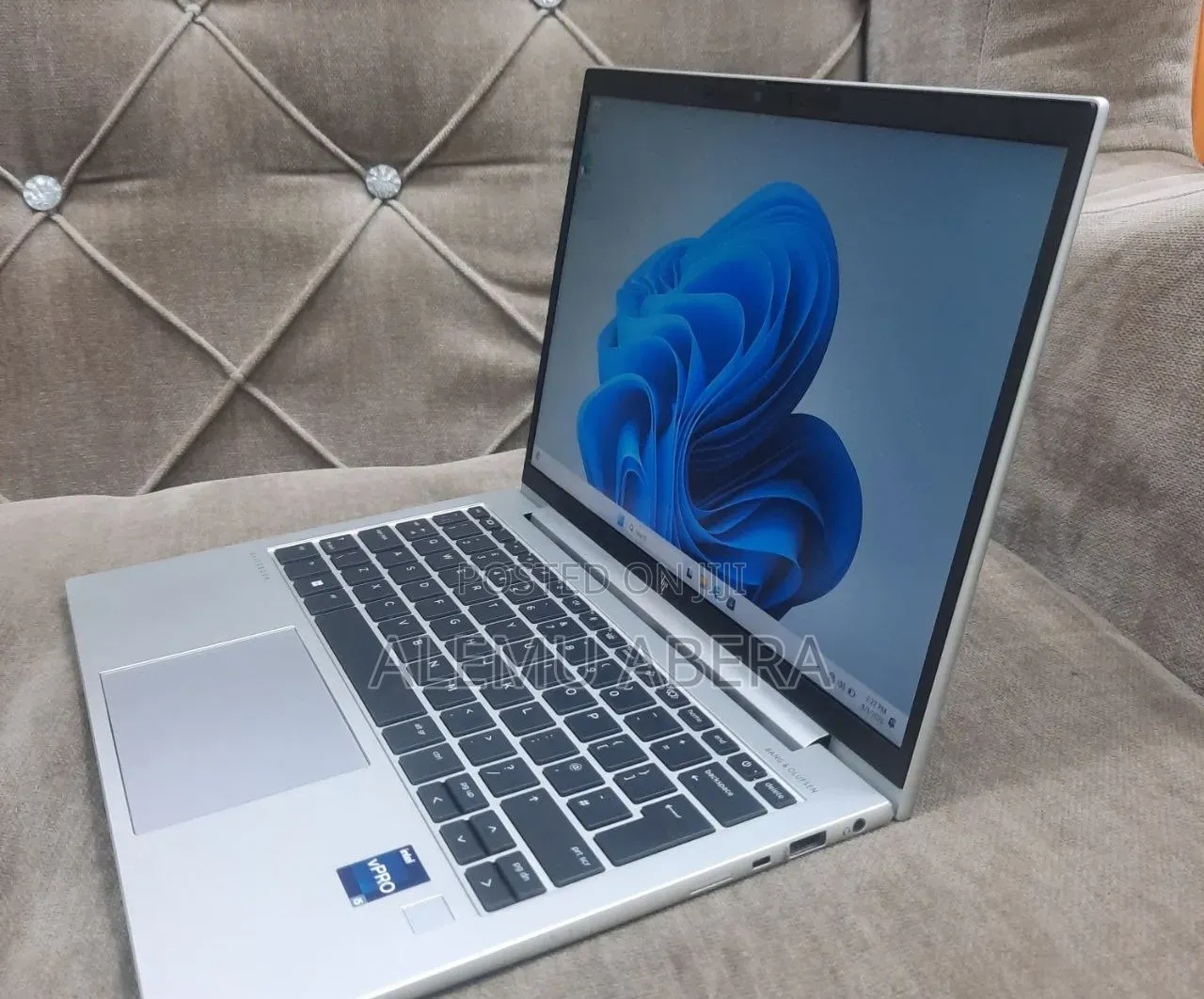 New Laptop HP Elite x360 830 G10 16GB Intel Core i5 SSD 512GB