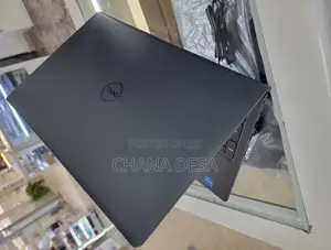 New Laptop Dell 16GB Intel Core i5 SSD 512GB