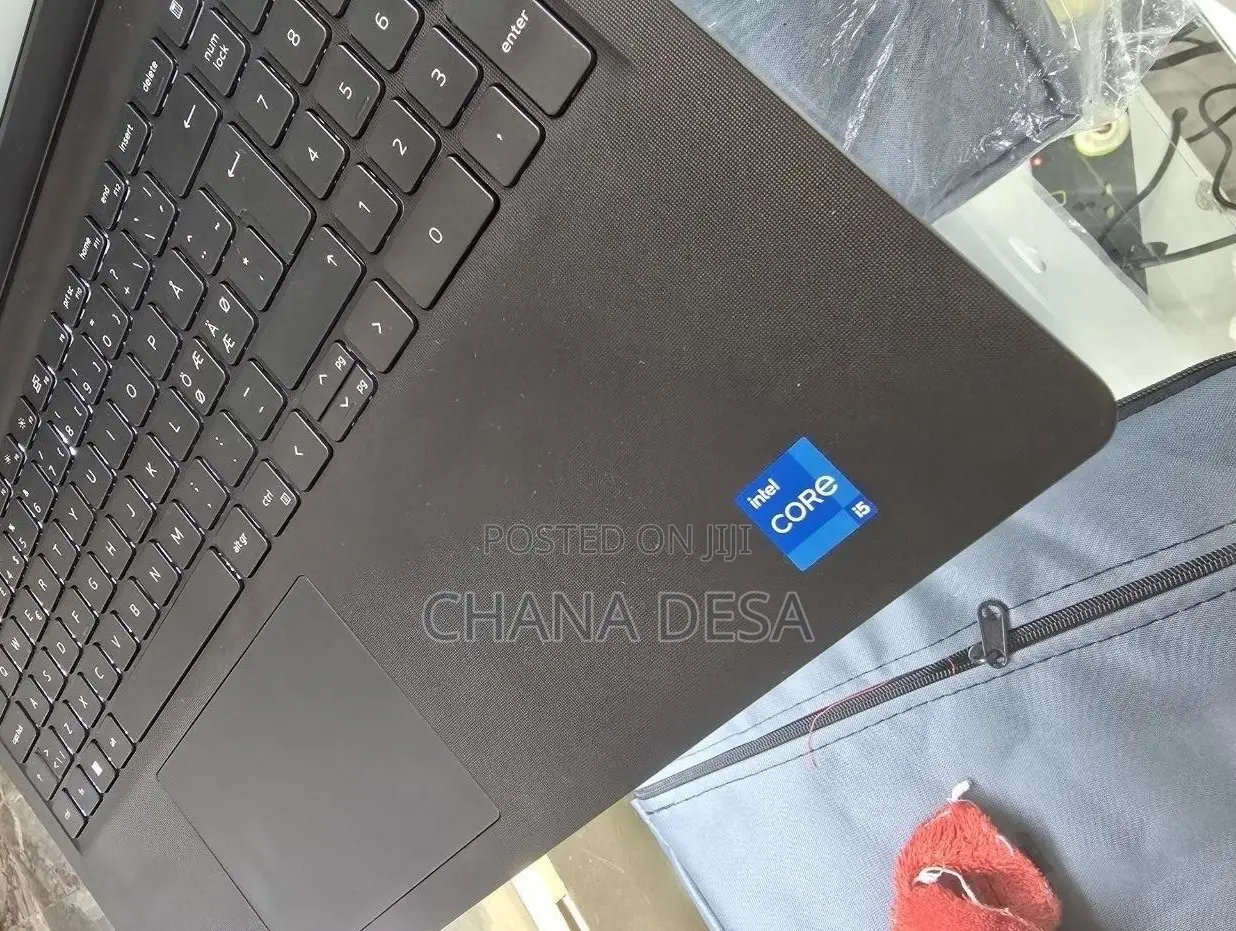 New Laptop Dell 16GB Intel Core i5 SSD 512GB