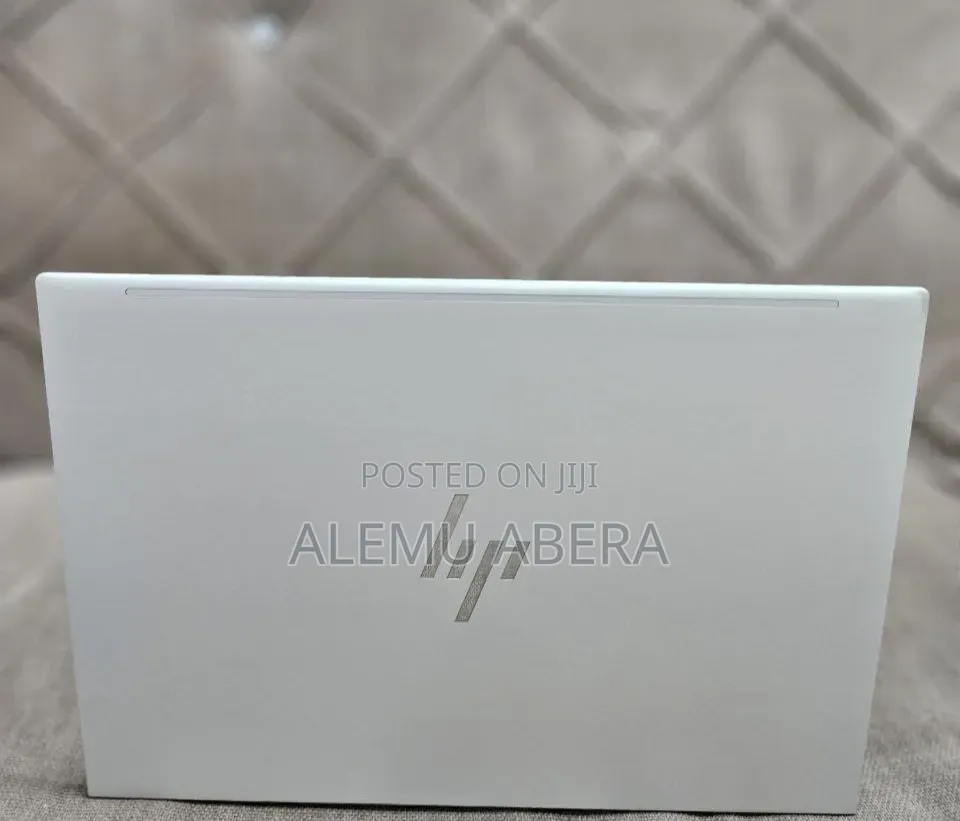 New Laptop HP EliteBook 840 G9 16GB Intel Core i5 SSD 512GB