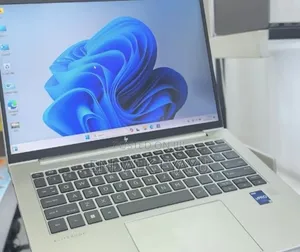 New Laptop HP EliteBook 840 G10 16GB Intel Core i7 SSD 512GB