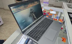 New Laptop Dell Precision 3560 16GB Intel Core i7 SSD 512GB