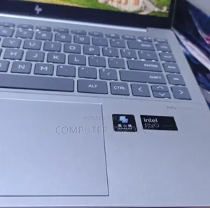 New Laptop HP Pavilion X2 10 16GB Intel Core Ultra 5 SSD 1T