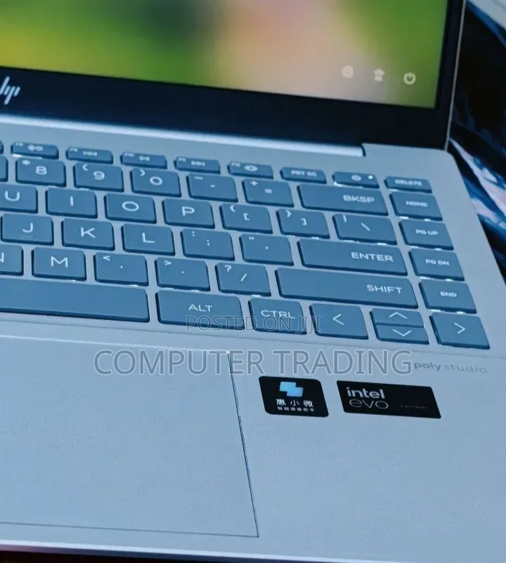 New Laptop HP Pavilion X2 10 16GB Intel Core Ultra 5 SSD 1T