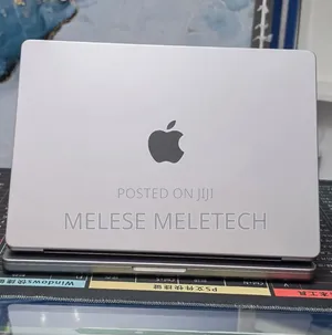 New Laptop Apple MacBook Pro 2021 M1 32GB Apple M1 Pro SSD 1T