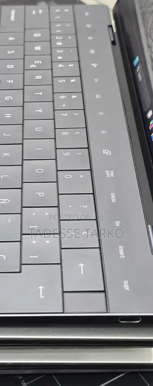 New Laptop Dell XPS 13 16GB Intel Core i7 SSD 512GB