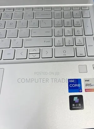 New Laptop HP Pavilion 17 16GB Intel Core i7 SSD 1T