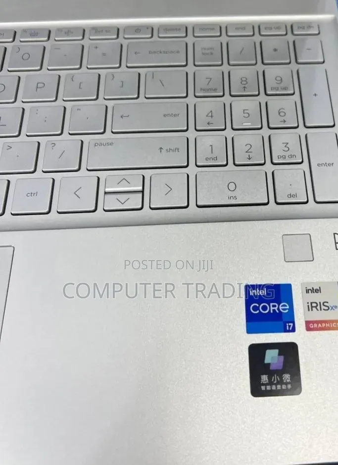 New Laptop HP Pavilion 17 16GB Intel Core i7 SSD 1T