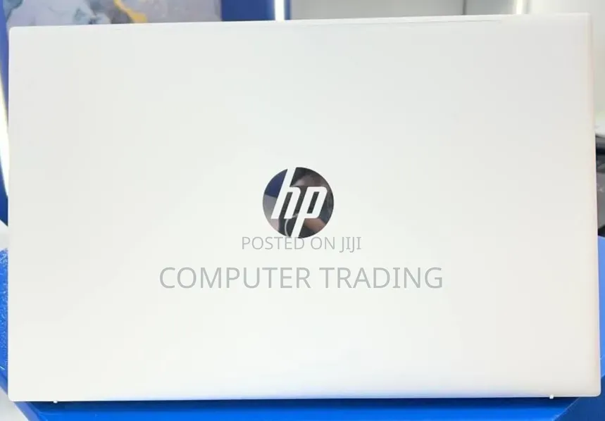 New Laptop HP Pavilion 17 16GB Intel Core i7 SSD 1T