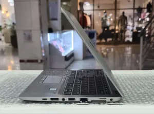 Laptop HP EliteBook 820 8GB Intel Core i5 SSD 512GB