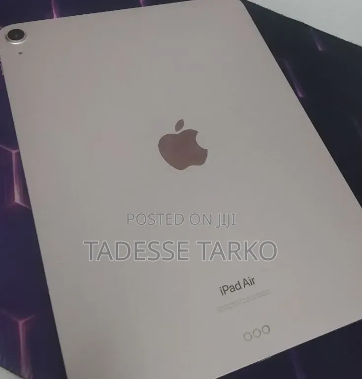 New Apple iPad Air 64 GB Silver