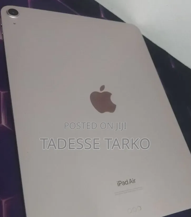 New Apple iPad Air 64 GB Silver