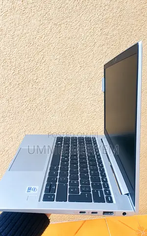 Laptop HP EliteBook 830 8GB Intel Core i5 SSD 256GB