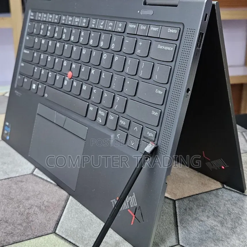 New Laptop Lenovo ThinkPad X1 Yoga 16GB Intel Core i7 SSD 512GB