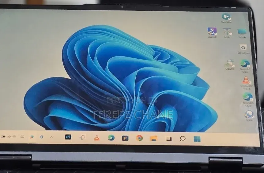 New Laptop Lenovo Yoga 2 16GB Intel Core Ultra 5 SSD 512GB