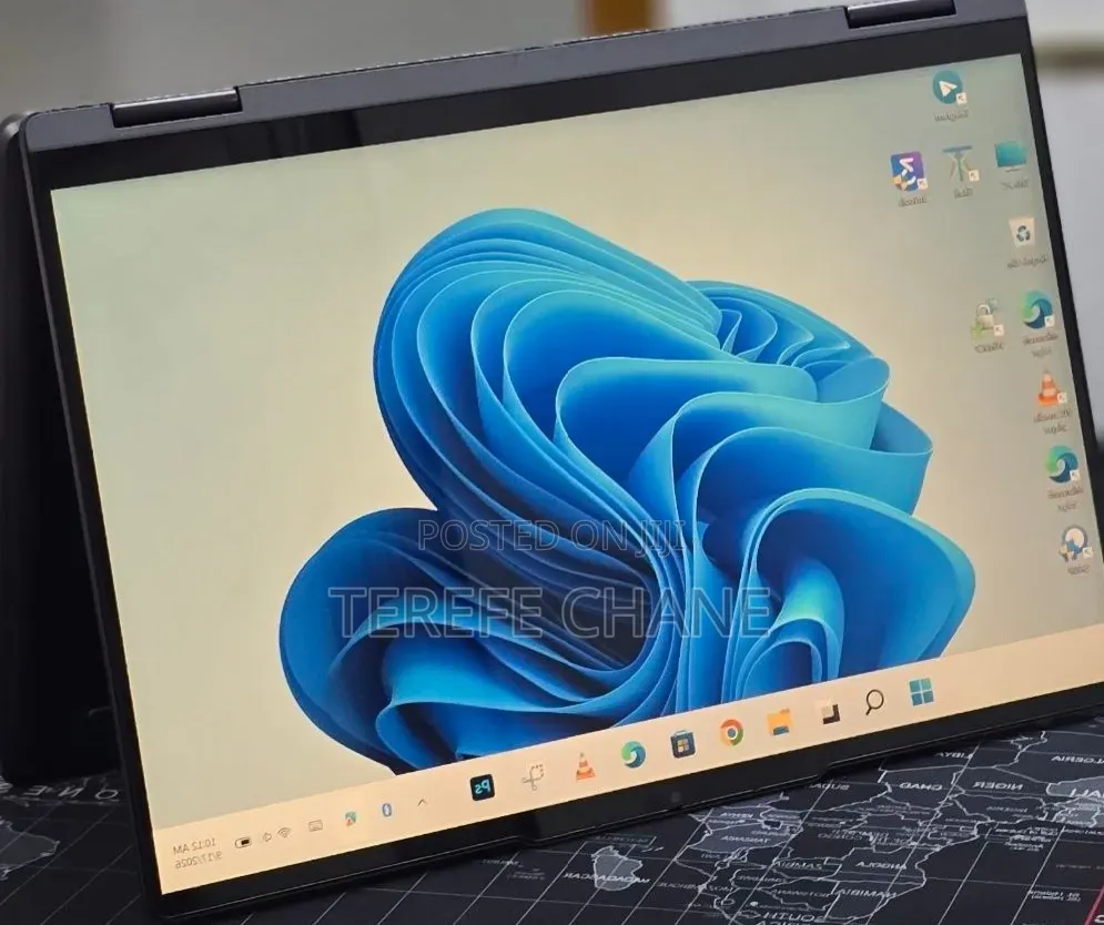 New Laptop Lenovo Yoga 2 16GB Intel Core Ultra 5 SSD 512GB