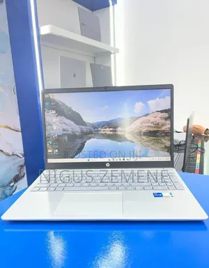 New Laptop HP Stream Notebook 16GB Intel Core i5 SSD 512GB