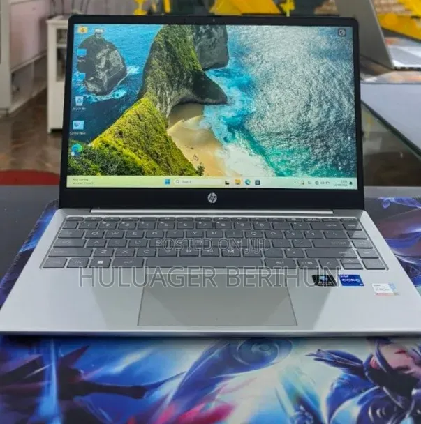 New Laptop HP EliteBook 840 G9 16GB Intel Core i7 SSD 512GB