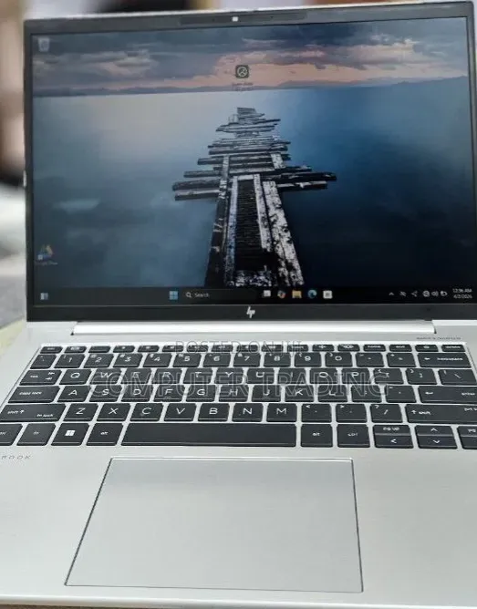 New Laptop HP EliteBook 840 G9 16GB Intel Core i7 SSD 512GB