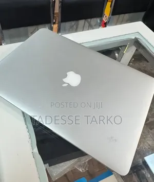 New Laptop Apple MacBook Air 2013 4GB Intel Core i5 SSD 128GB