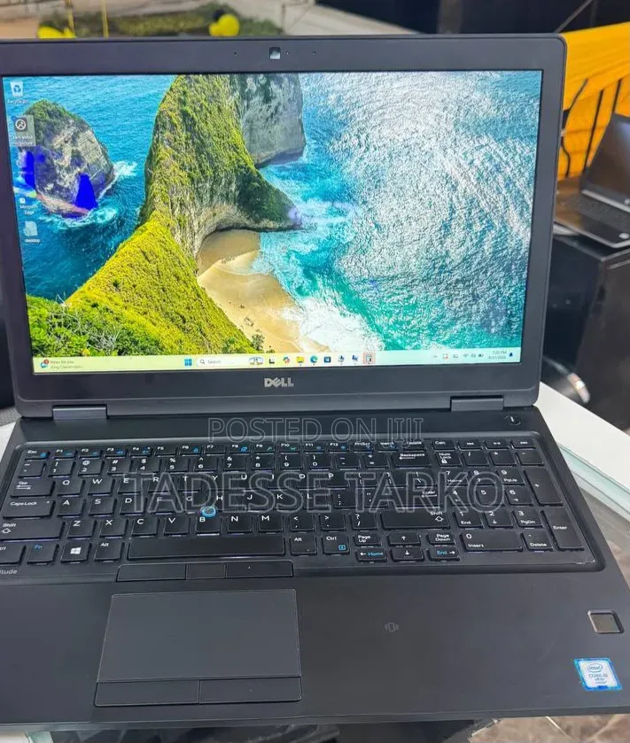 New Laptop Dell Latitude 15 5580 16GB Intel Core i5 SSD 512GB