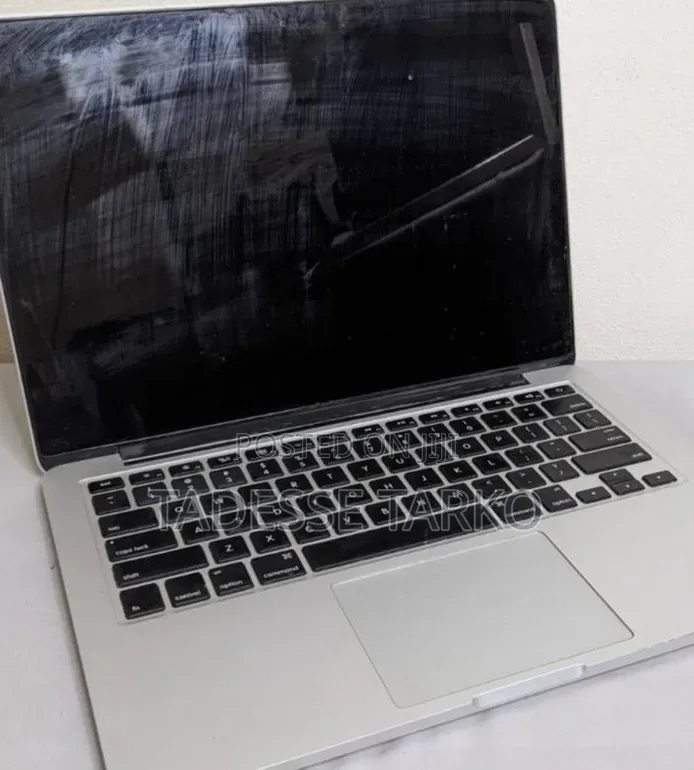 New Laptop Apple MacBook Pro 2015 16GB Intel Core i5 SSD 256GB
