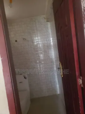 2bdrm Condo in አዲስ አበባ, Lideta for sale