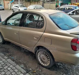 Toyota Platz Rent