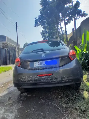 Peugeot 208 2016 Gray