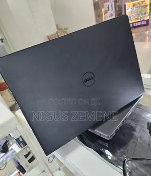 Laptop Dell XPS 15 4GB Intel Core i5 HDD 1T