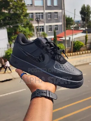 Nike Force 1 Foamposite
Black Cat High Quality Shoes Made in Vietnam