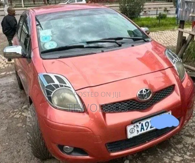 Toyota Yaris 2008 Brown