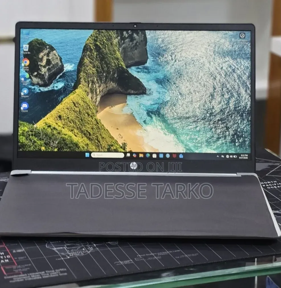 New Laptop HP Stream Notebook 8GB AMD Ryzen 5 SSD 512GB