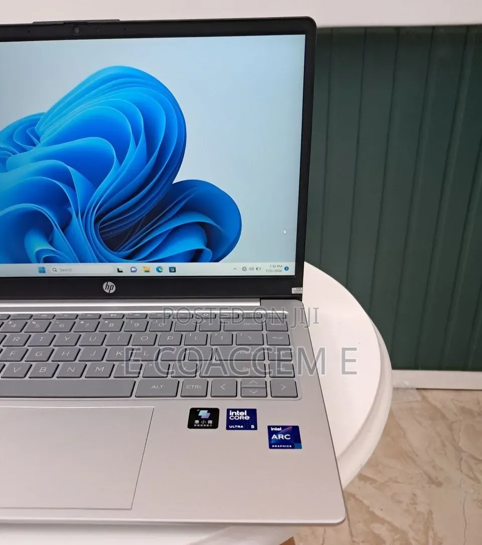 New Laptop HP 15 16GB Intel Core Ultra 7 SSD 1T