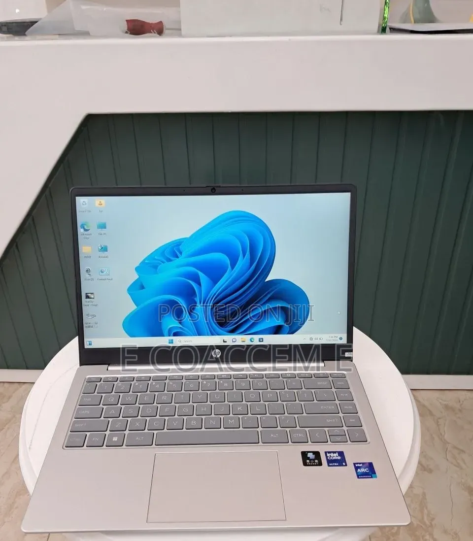 New Laptop HP 15 16GB Intel Core Ultra 7 SSD 1T