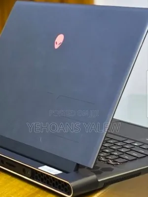 New Laptop Alienware X16 r1 16GB Intel Core i9 SSD 1T