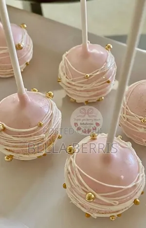 Cake Pops With Different Flavors for Kids